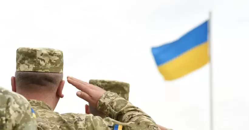 Доплати військовим, зміни у мобілізації та умови для строковиків: за що проголосувала Рада