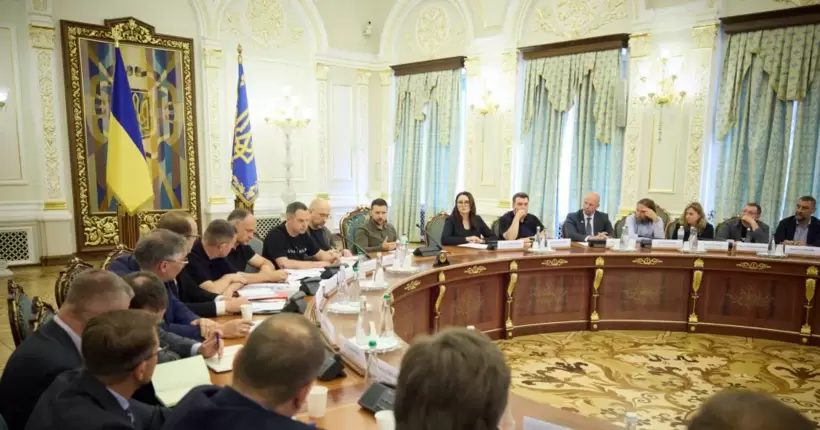 Зеленський зустрівся з представниками бізнесу: що обговорювали