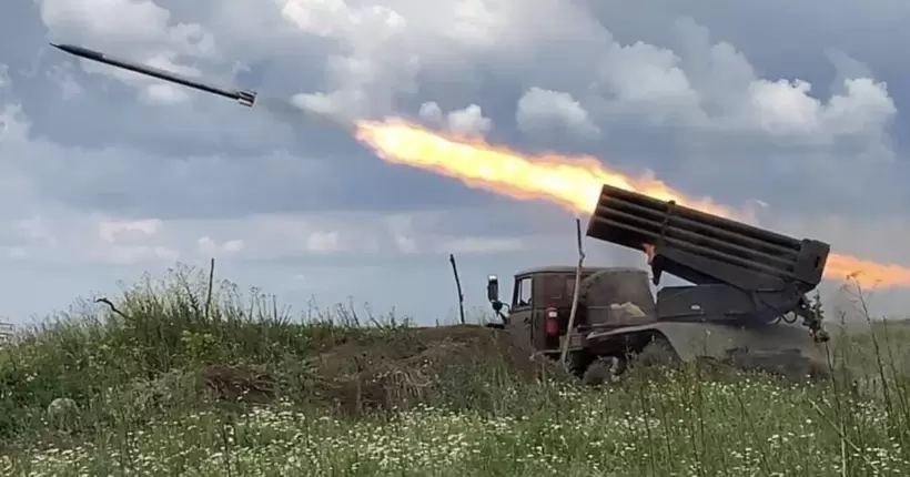 Окупанти вчергове атакували прифронтові території на Запоріжжі: загинув 51-річний чоловік