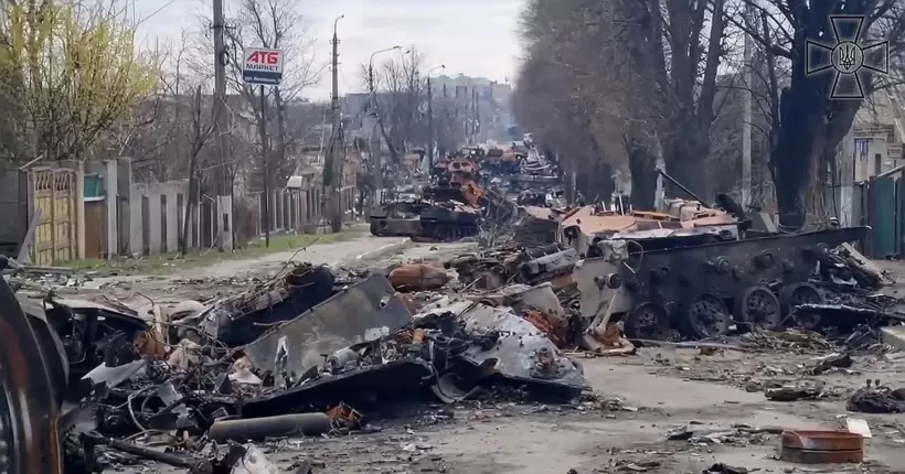 Розстрілювали авто в Бучі: СБУ повідомила про підозру ще 11 окупантам