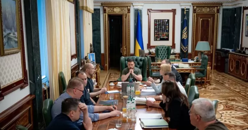 Зеленський провів нараду щодо деокупації та реінтеграції Криму