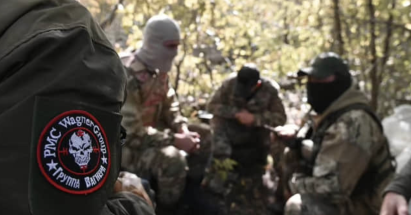 У Польщі заявили, що до їхнього кордону з Білоруссю перекинули понад сотню 