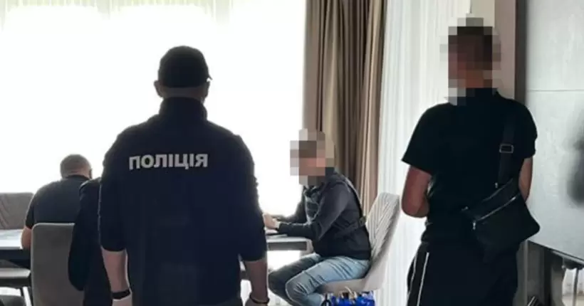 Підпалювали авто та вбивали людей: на Буковині затримали банду