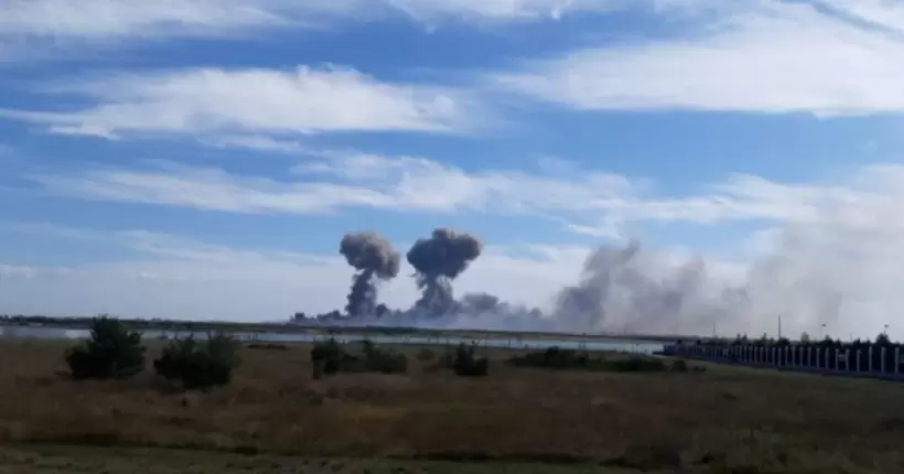 За останні два тижні в Криму не було жодного дня без вибухів та прильотів, - Чубаров