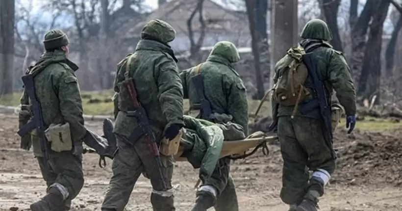 Двоє з отруєних в Маріуполі офіцерів рф вже померли, ще 15 лікуються, але шансів них мало, - Андрющенко