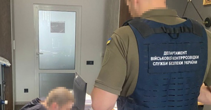 Керівників навчального центру Нацгвардії незаконно нараховував собі 