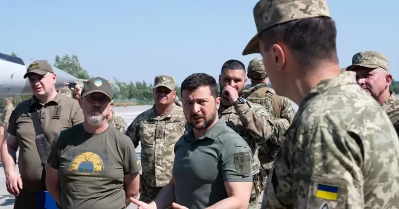 Зеленський і Залужний особисто привітали воїнів Повітряних сил зі святом