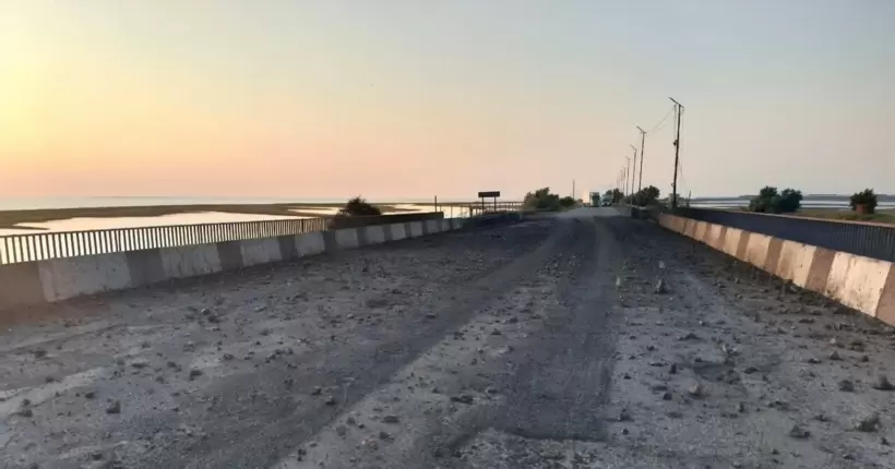 Окупанти забороняють рух автобусів між Сімферополем та Генічеськом