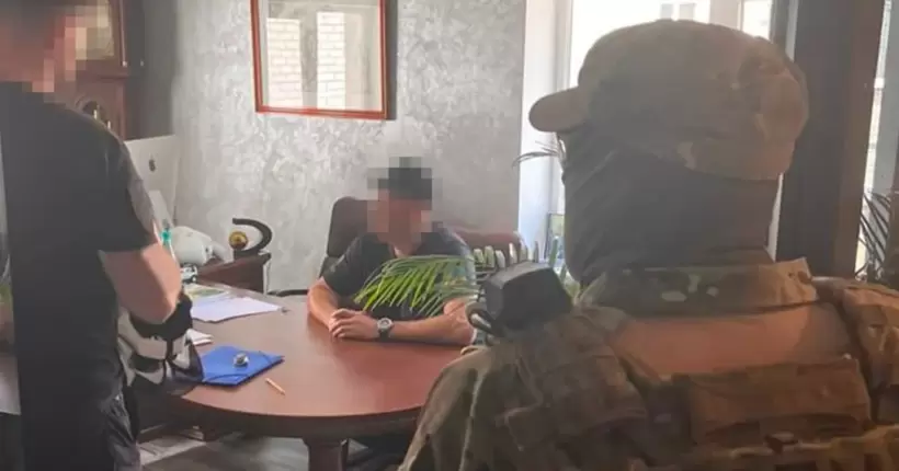 У Кропивницькому затримали депутата, який займався рекетом, - СБУ