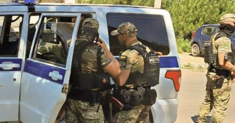 У Маріуполі нова хвиля жорстоких зачисток та перевірок, в місті почали зникати цивільні