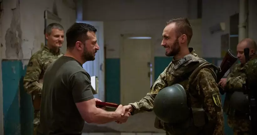 Зеленський відзначив воїнів, які б'ються за Україну на передовій