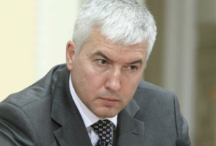 ВАКС дозволив заочне слідство щодо ексміністра оборони Саламатіна