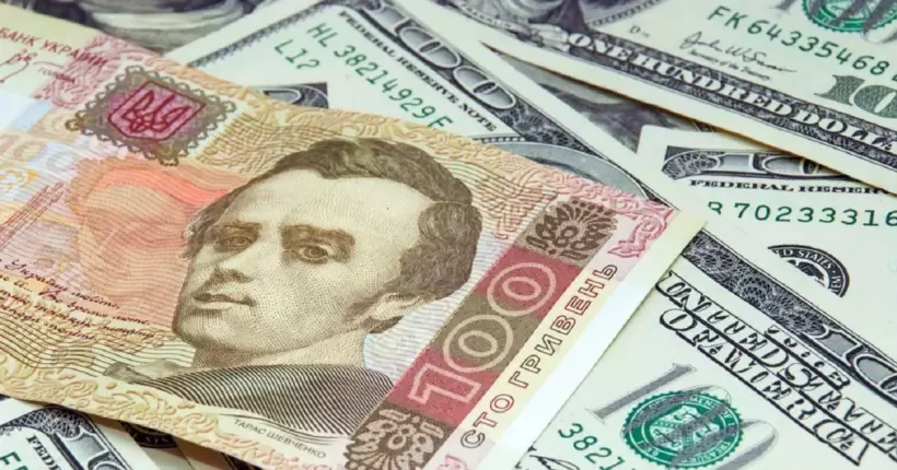 Обмеження на купівлю валюти пом'якшили: які тепер умови та як це вплине на курс