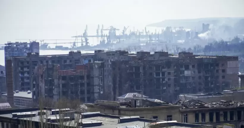Партизани у Маріуполі підпалили базу російських окупантів (фото, відео)