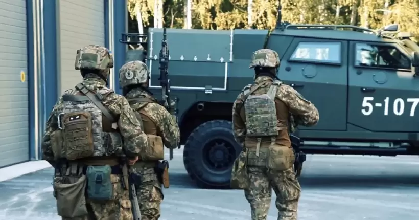 Прикордонники показали знищення бліндажа окупантів на Харківщині