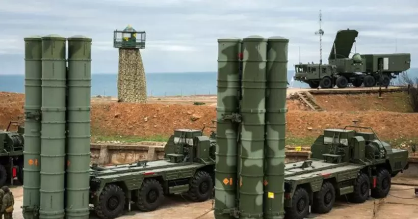 Вибухи в Євпаторії: СБУ та ВМС вночі знищили російський комплекс ППО С-400 