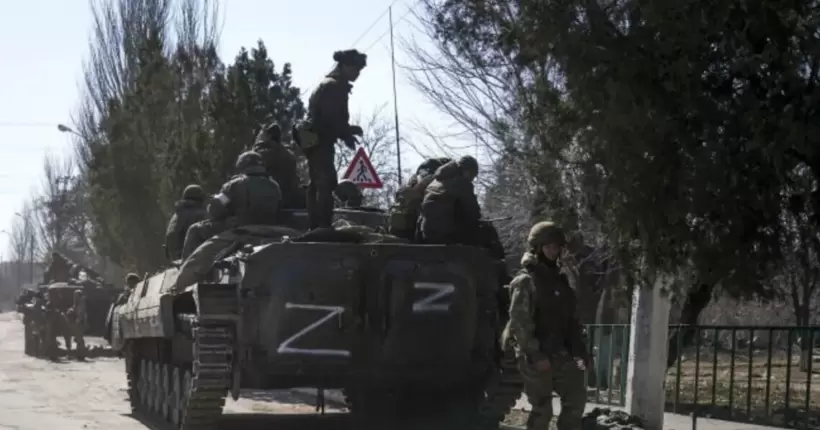 Окупанти в Маріуполі затримали трьох школярів 