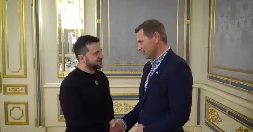 Голова Міноборони Естонії Ханно Певкур в Україні: вже встиг зустрітись з Зеленським та побувати на Київщині