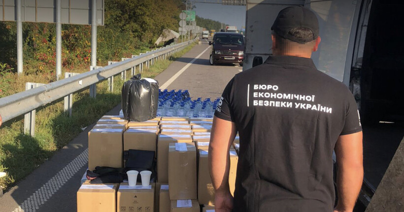 На Київщині співробітники БЕБ викрили підпільне виробництво алкоголю (фото)