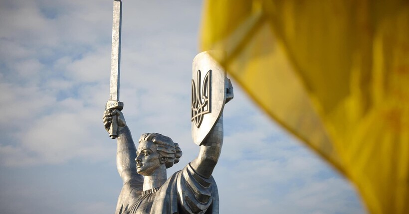 Оглядовий майданчик на монументі 