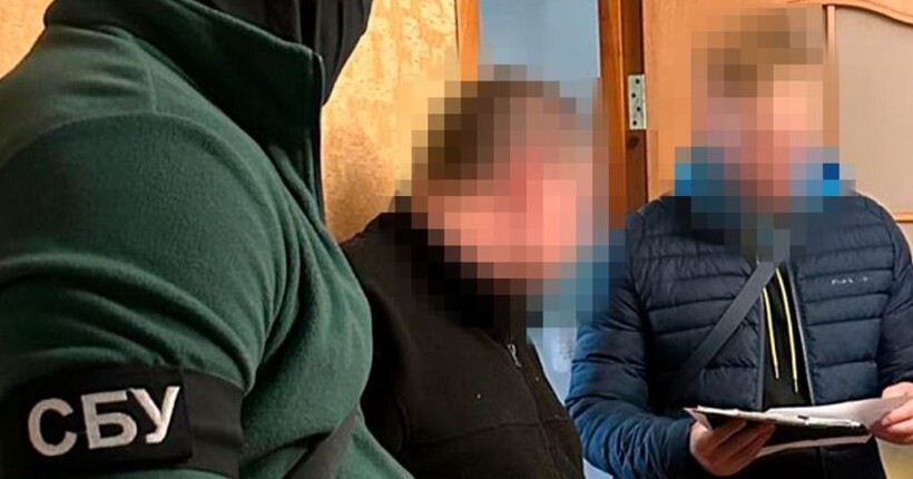 Шпигував за аеродромами ЗСУ: СБУ у Миколаєві затримала чергового інформатора ФСБ