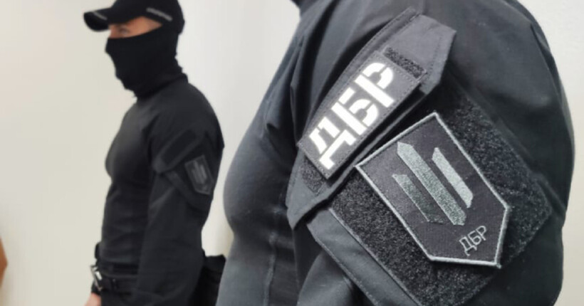 ДБР відкрило справу через застосування військовими сили при врученні повістки чоловіку в Одесі