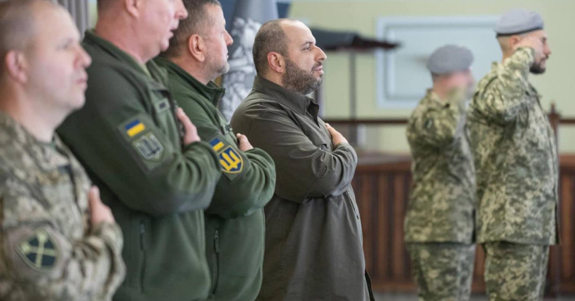 Міністр оборони представив особовому складу нового командувача ССО Сергія Лупанчука