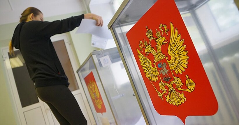 Завезли агітаторів: в окупованому Мелітополі росіяни готуються до 