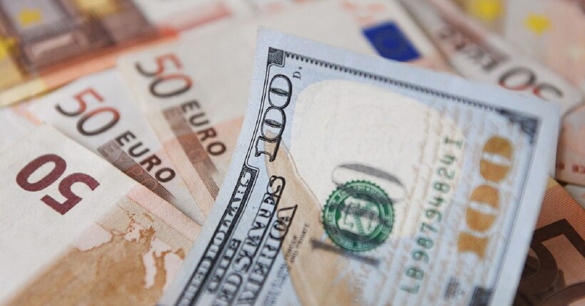 МВФ наклав мораторій на виплату зовнішнього боргу України