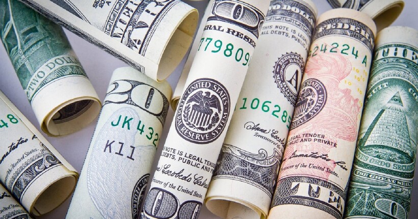 Україна отримала ще близько $900 млн від МВФ