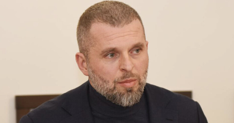 Називати російських спортсменів 