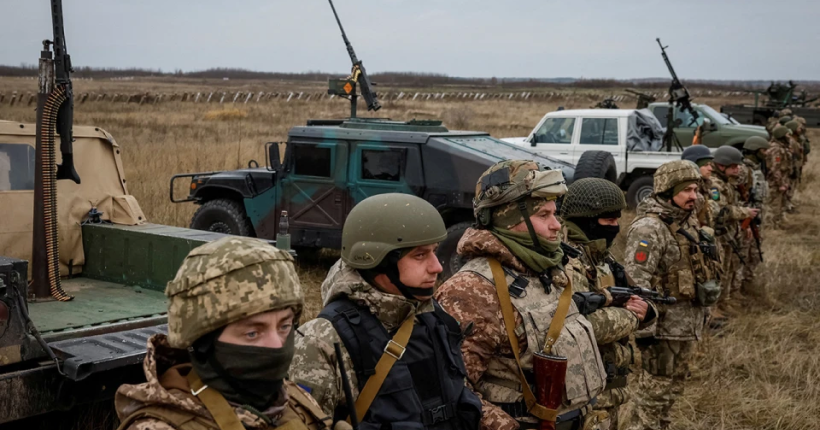 Вночі на Хмельниччині лунали вибухи, окупанти атакували область дронами
