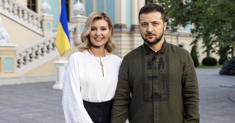 Зеленський про родину: Син ходить в школу, донька - в університеті. Я радий, що вони тут