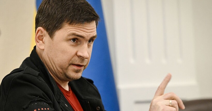 Подоляк: росія не хоче домовлятись з Україною, вона хоче отримати тут 