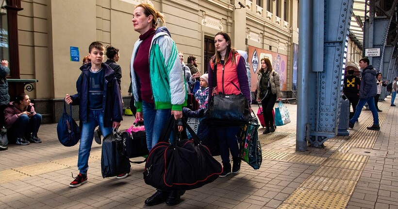 В Україну повернулися 99% українців, які виїхали у 2023 році, - Opendatabot 