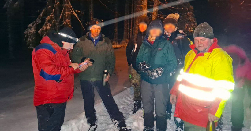 Четверо поляків заблукали, спускаючись з Говерли - їх знайшли рятувальники (відео)