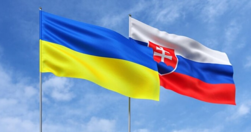 Прем'єр Словаччини підтримав Орбана у блокуванні 50 млрд євро для України