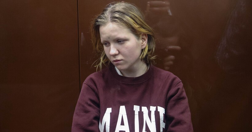 Вбивство пропагандиста Татарського: Дар’ю Трепову засудили до 27 років колонії