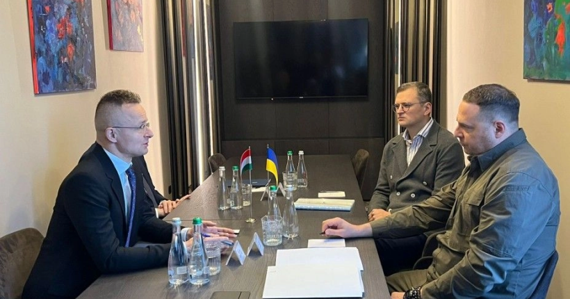 Перемовини Кулеби, Єрмака і Сійярто тривали понад шість годин