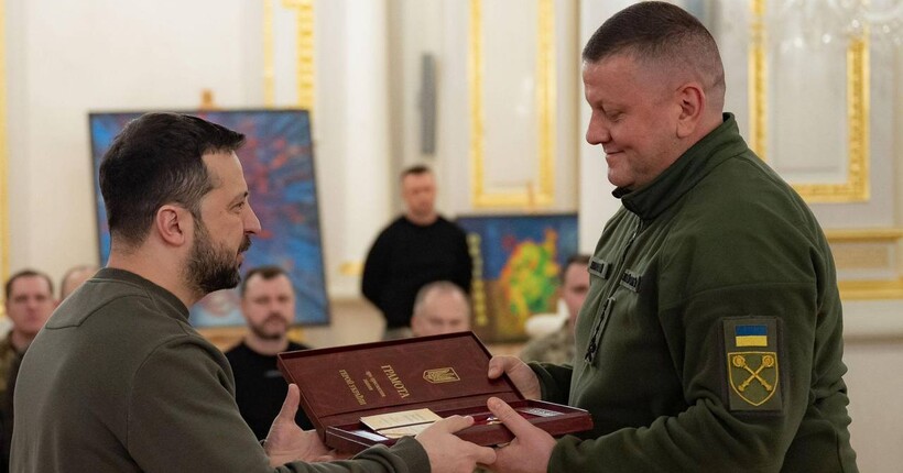 З'явилося відео нагородження Залужного і Буданова орденом 
