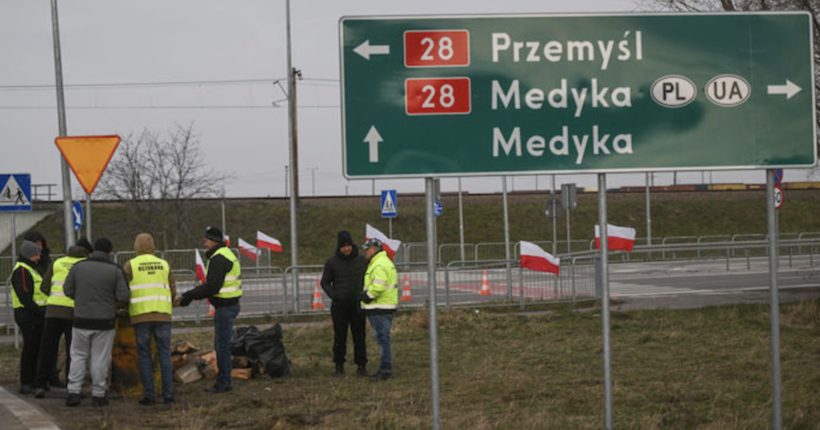 Польські фермери розблокували пункт пропуску 