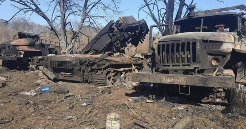 У СБУ показали, як за допомогою FPV-дронів вправно нищать техніку окупантів