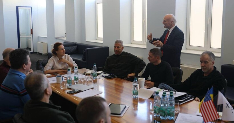 У військових вишах України курсантів навчатимуть спеціалісти зі США