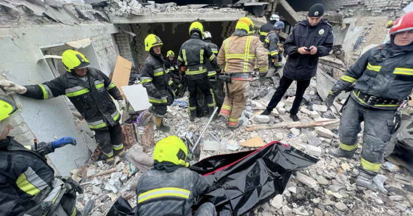 Атака на Дніпро: з-під завалів зруйнованого 