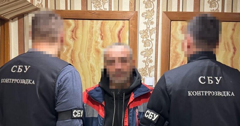 Розгорнув польову кухню для 