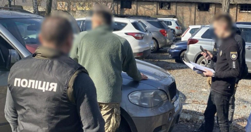 400 000 гривень за непридатність до служби: на Рівненщині затримали члена ВЛК та його пособника