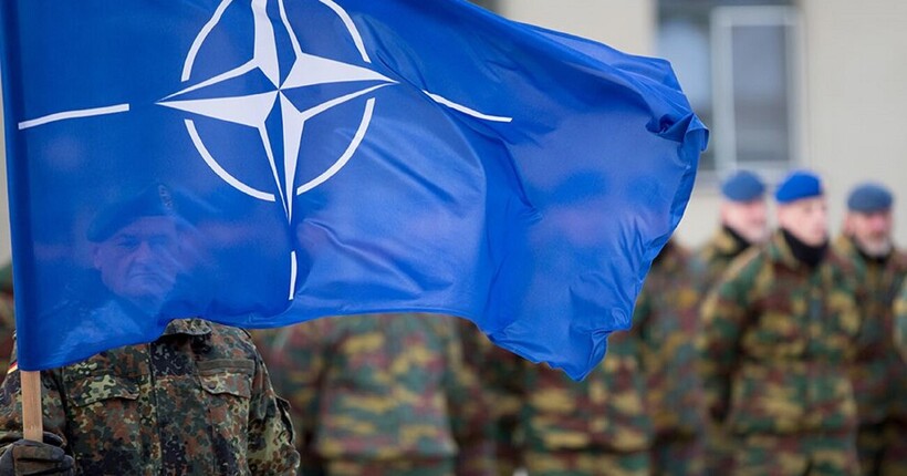 Наразі про розміщення військ інших країн в Україні не йдеться, - ОП