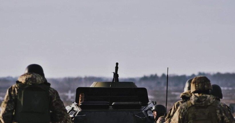 Окупанти намагаються потрапляти в полон: військовий ЗСУ розповів про ситуацію під Бахмутом