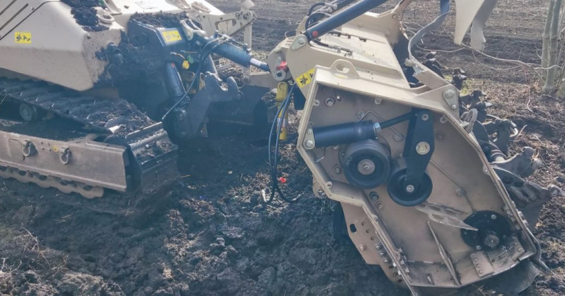 На Харківщині підірвалась машина механізованого розмінування