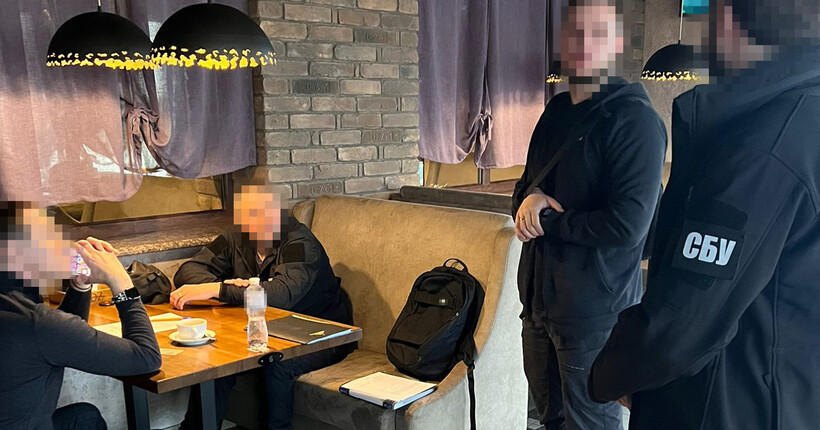 На Житомирщині затримали ділків за постачання граніту на пам'ятники загиблим росіянам